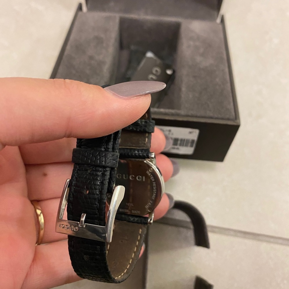 Gucci watch - Picture 4 of 6